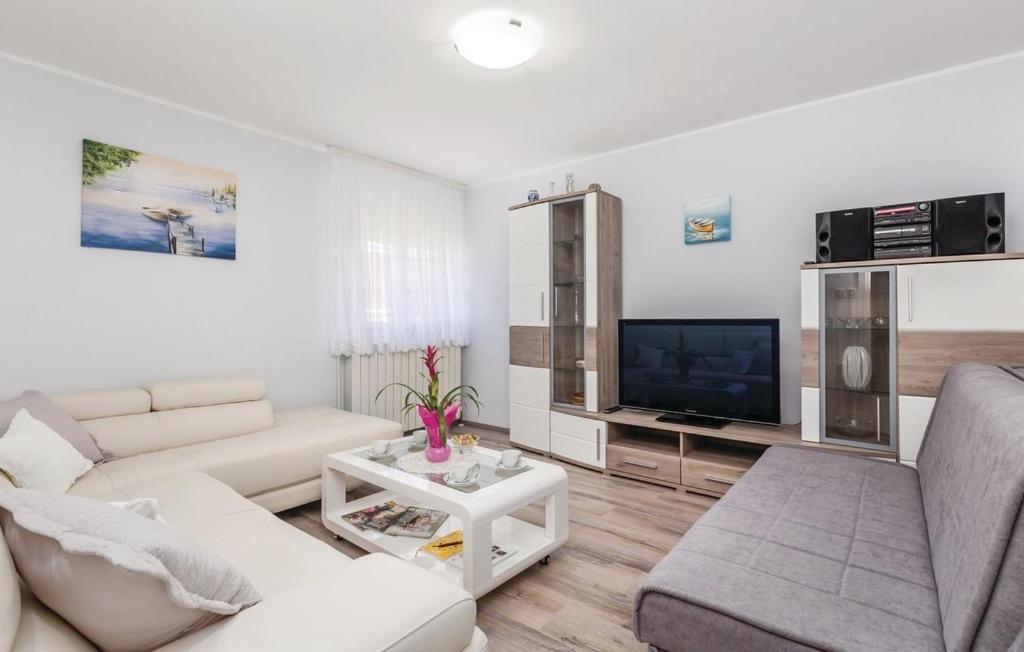 شقة Apartman Viskovo-Opatija 4* المظهر الخارجي الصورة